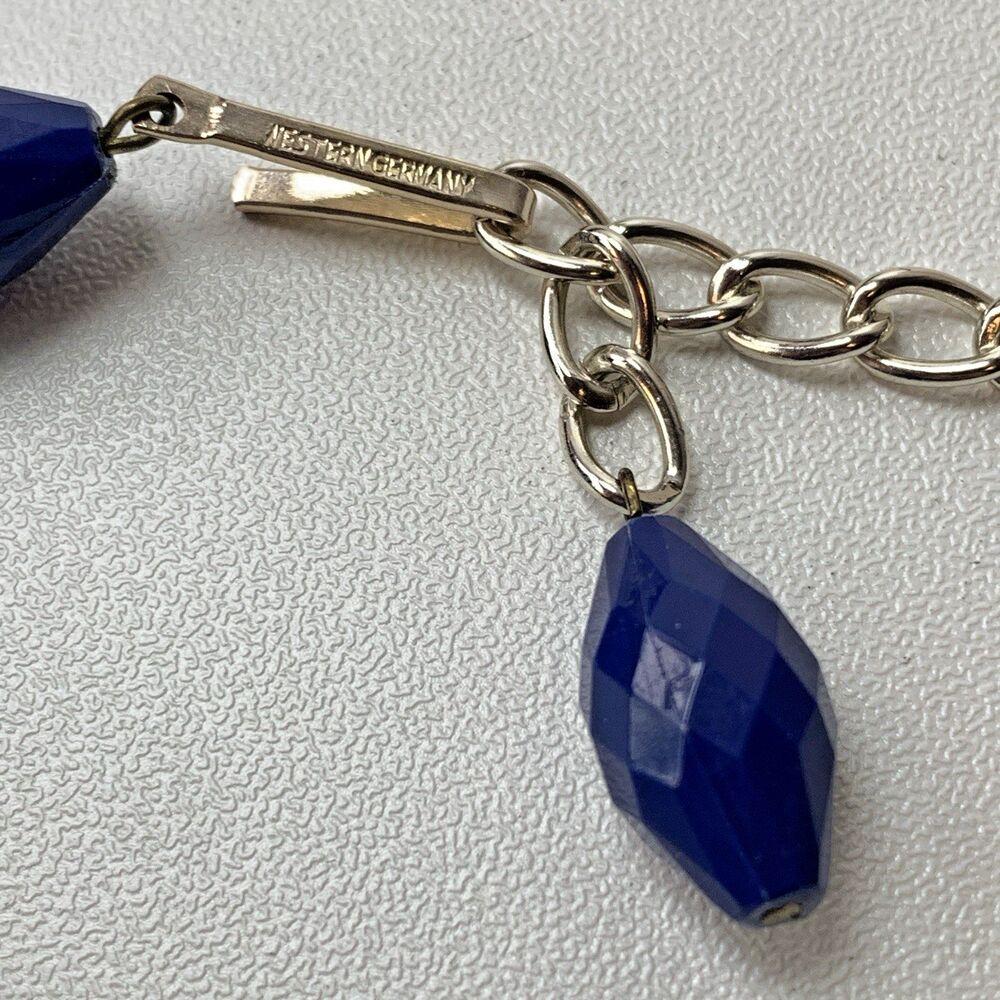Vintage West Germany Blue Faceted Acrylic Bead Statement Necklace Silver Tone - Picture 3 of 9